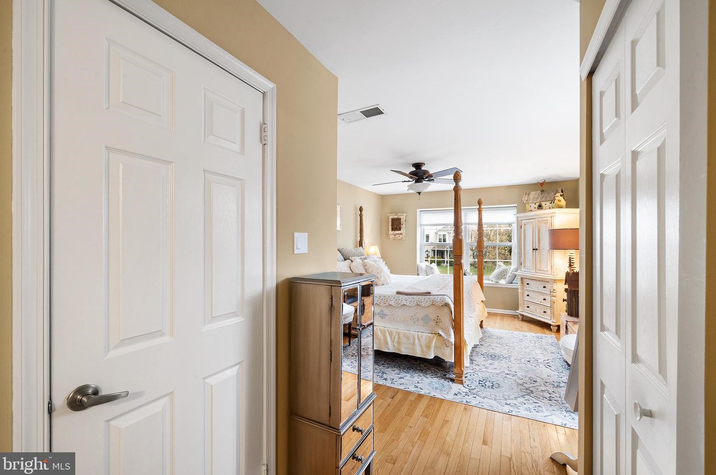 33 Cypress Pl, Upper Makefield PA  18940-9272 exterior