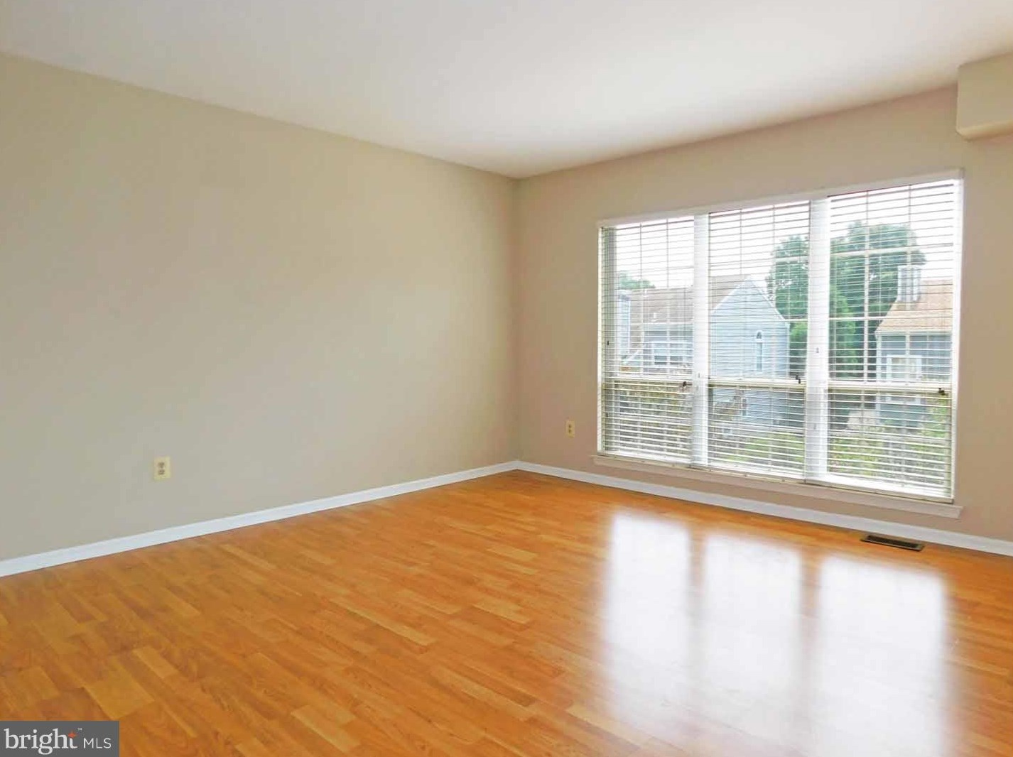 662 Danbury Ct, Upper Makefield PA  18940-1768 exterior