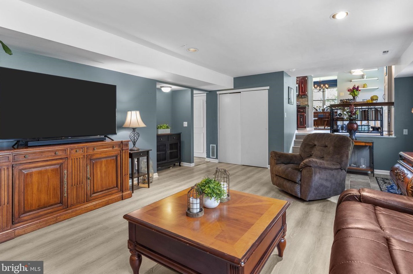 17 Connover Pl, Upper Makefield PA  18940-1117 exterior