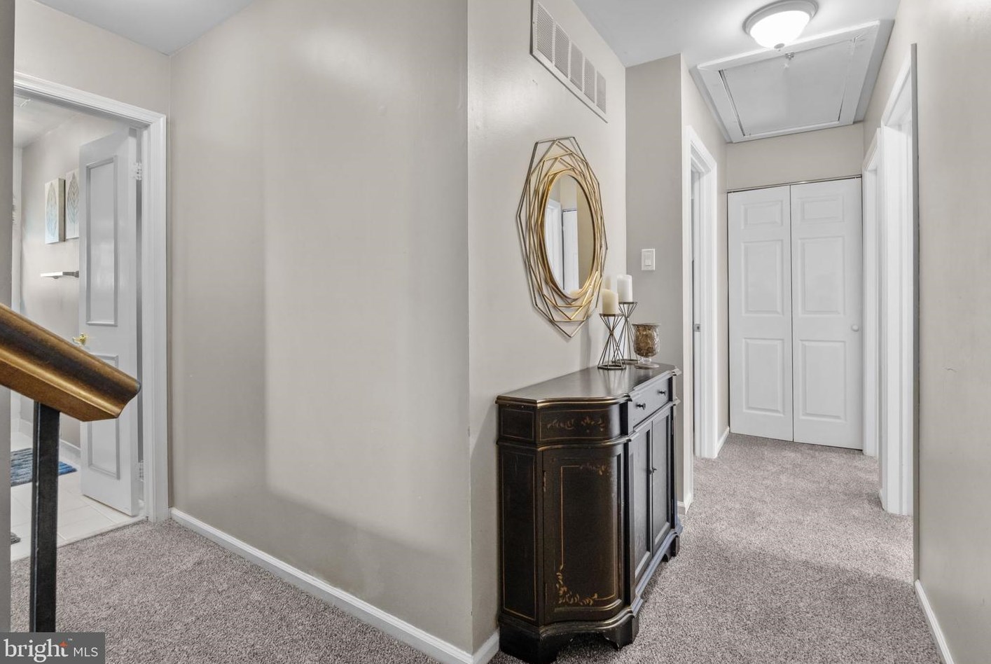 17 Connover Pl, Upper Makefield PA  18940-1117 exterior