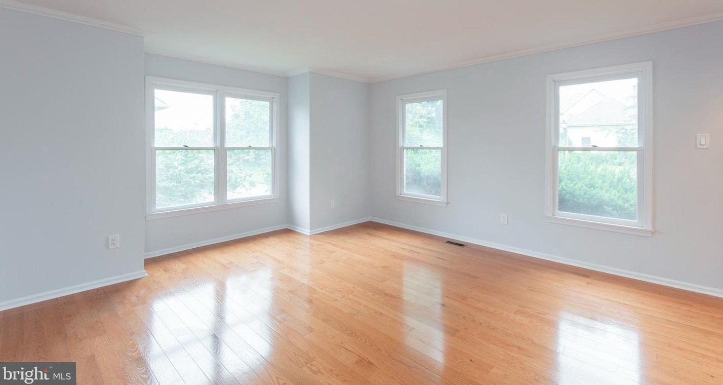 350 Laurel Oaks Dr, Langhorne PA  19047-8528 exterior