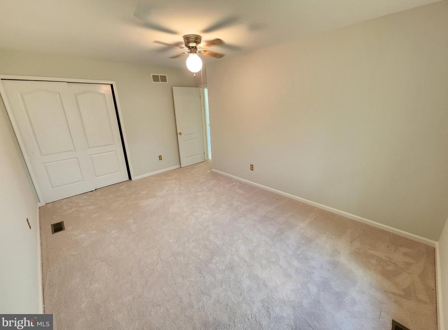 255 Pintail Ct, Langhorne PA  19047-8242 exterior