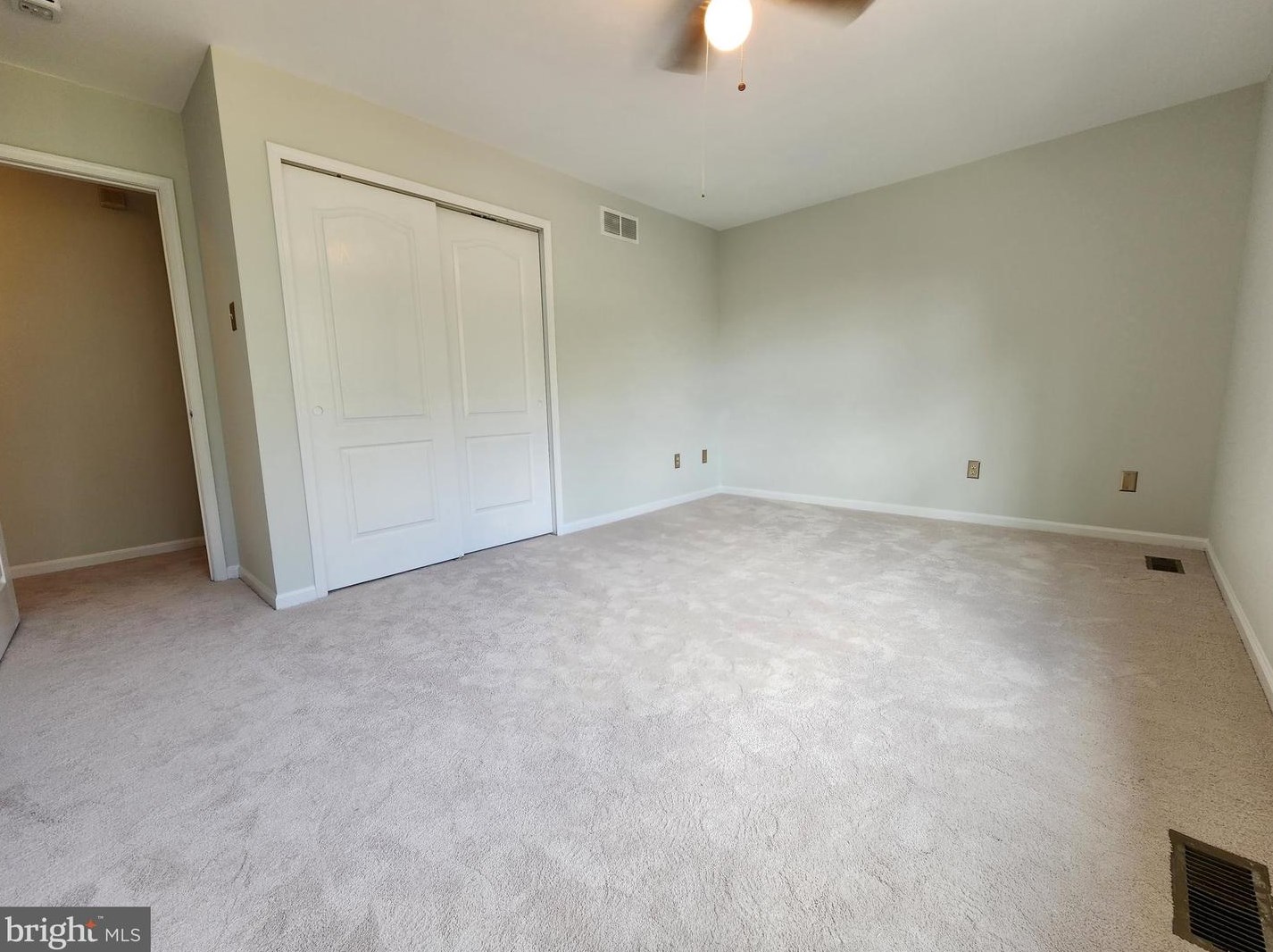 255 Pintail Ct, Langhorne PA  19047-8242 exterior