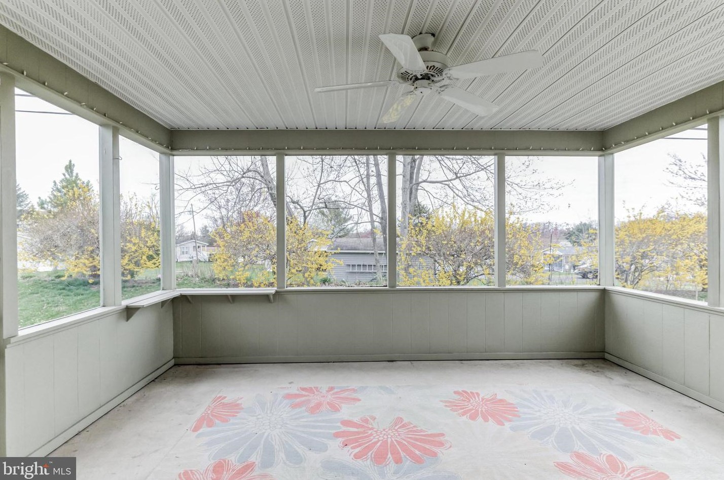 24 Williams Way, Sellersville PA  18960-2845 exterior