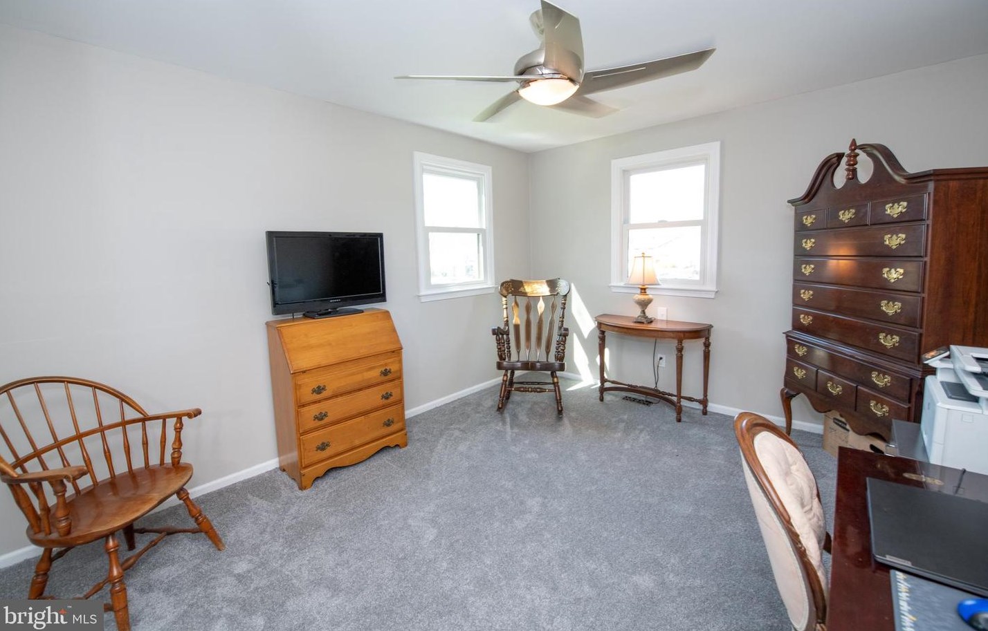 22 Hickory Ln, Upper Makefield PA  18940-1485 exterior