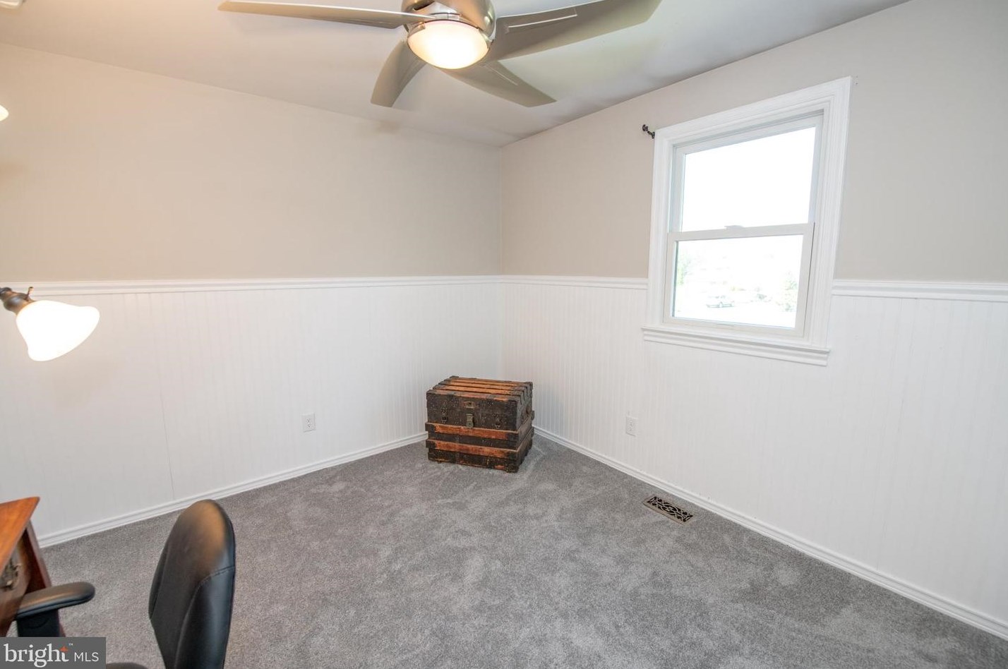 22 Hickory Ln, Upper Makefield PA  18940-1485 exterior