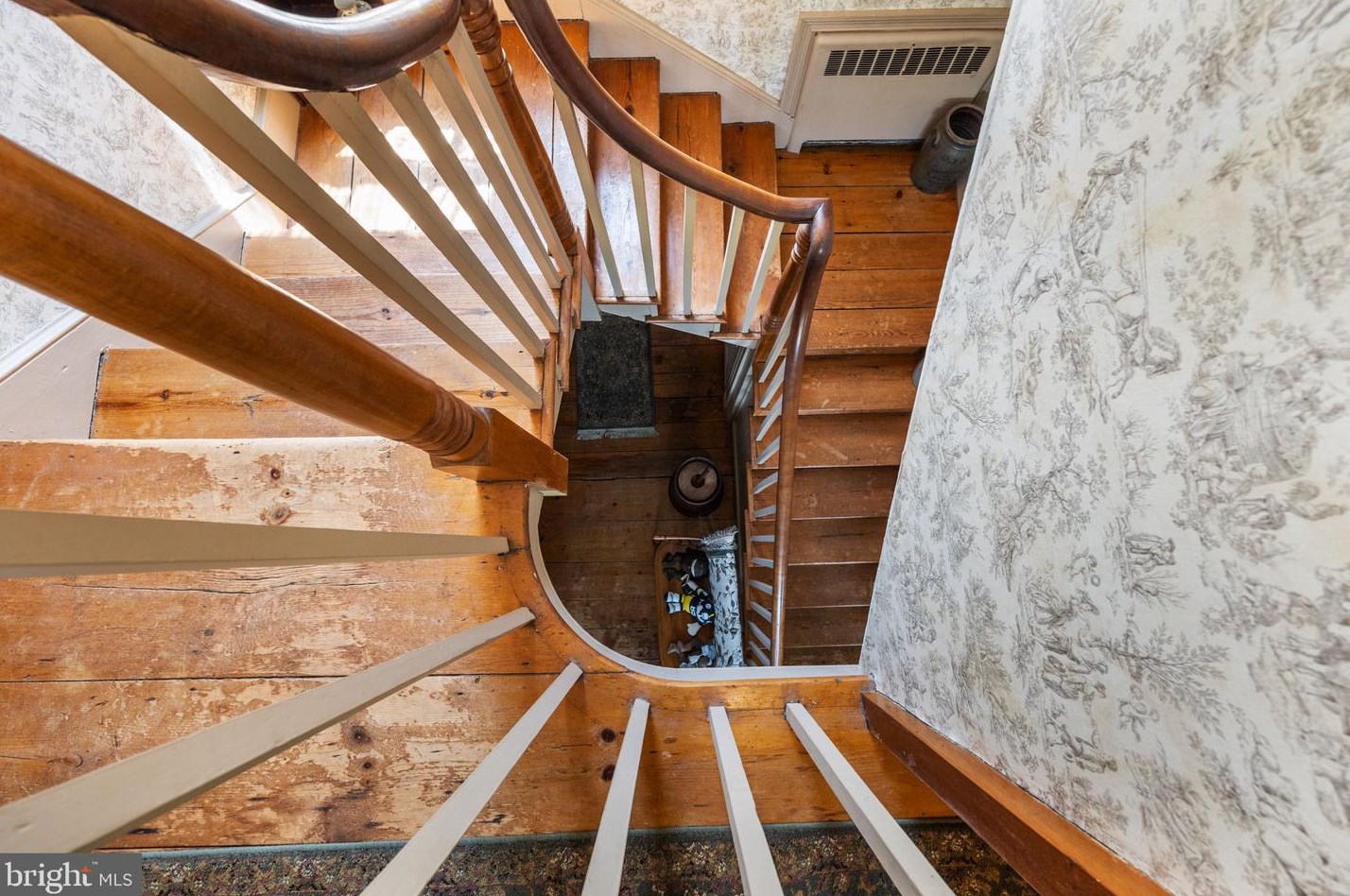 259 Stoopville Rd, Upper Makefield PA  18940-9210 exterior