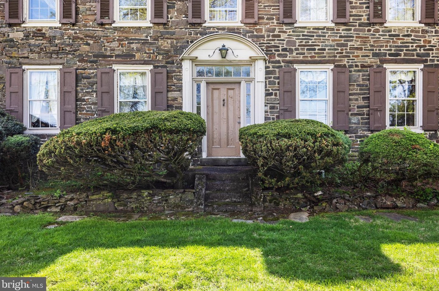 259 Stoopville Rd, Upper Makefield PA  18940-9210 exterior