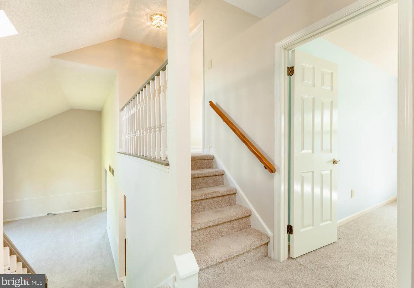 46 Snapdragon Dr, Upper Makefield PA  18940-9206 exterior