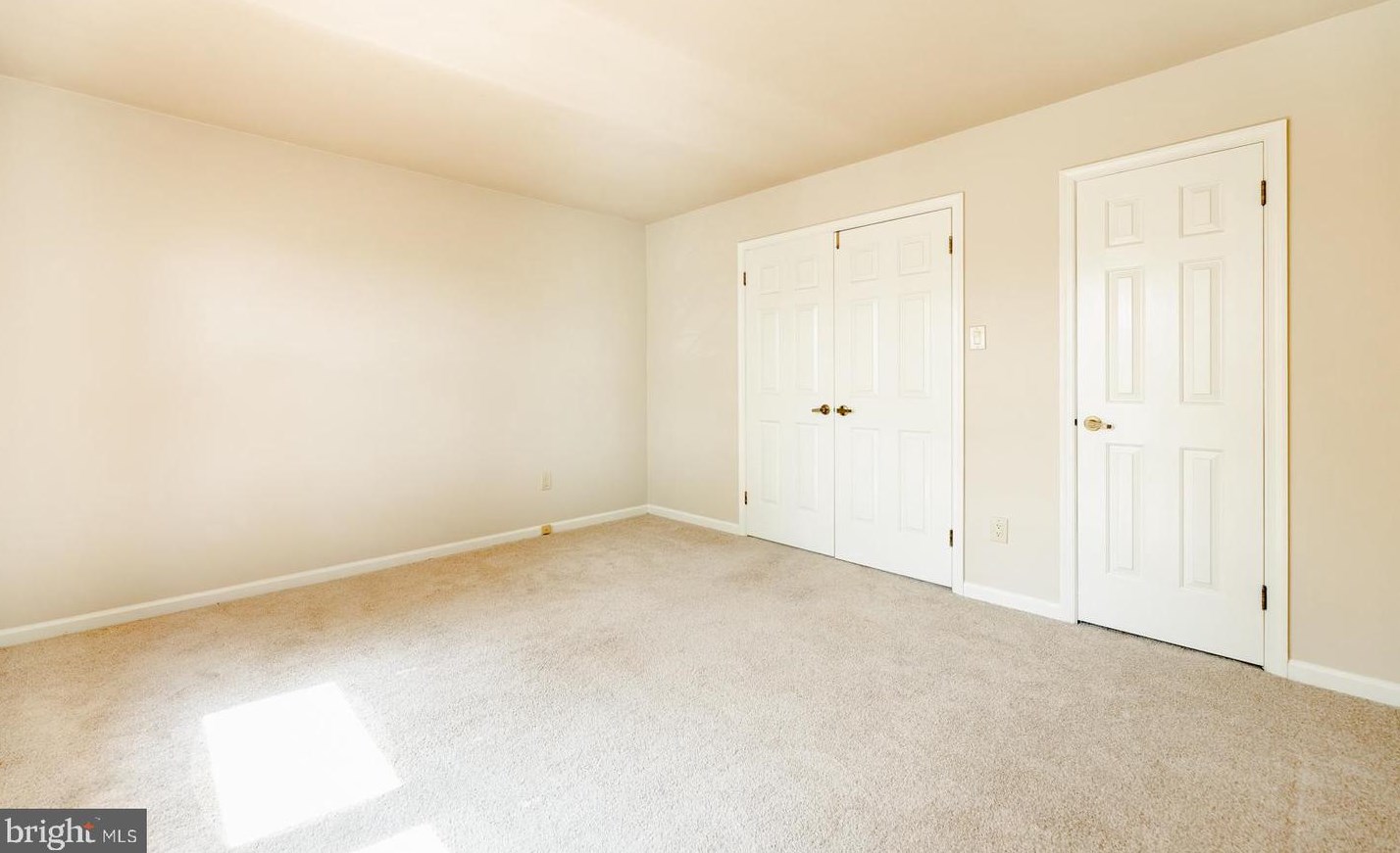 46 Snapdragon Dr, Upper Makefield PA  18940-9206 exterior