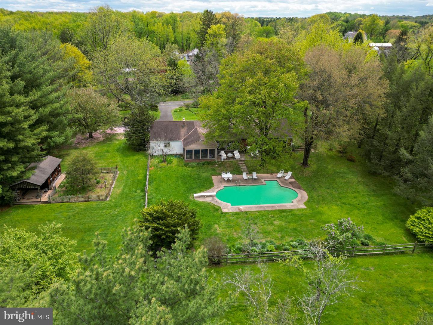 5450 Carversville Rd, Doylestown, PA 18902 MLS PABU2048706 Coldwell