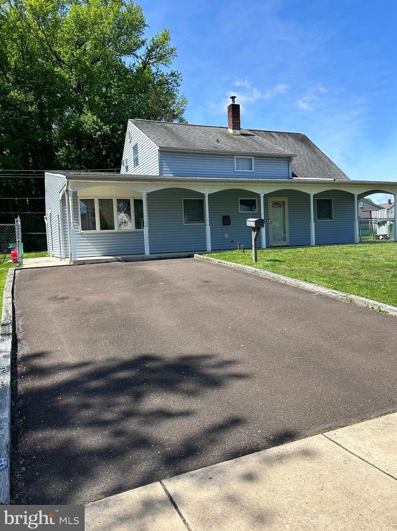 20 Ruby Ln, Levittown PA  19055-1433 exterior