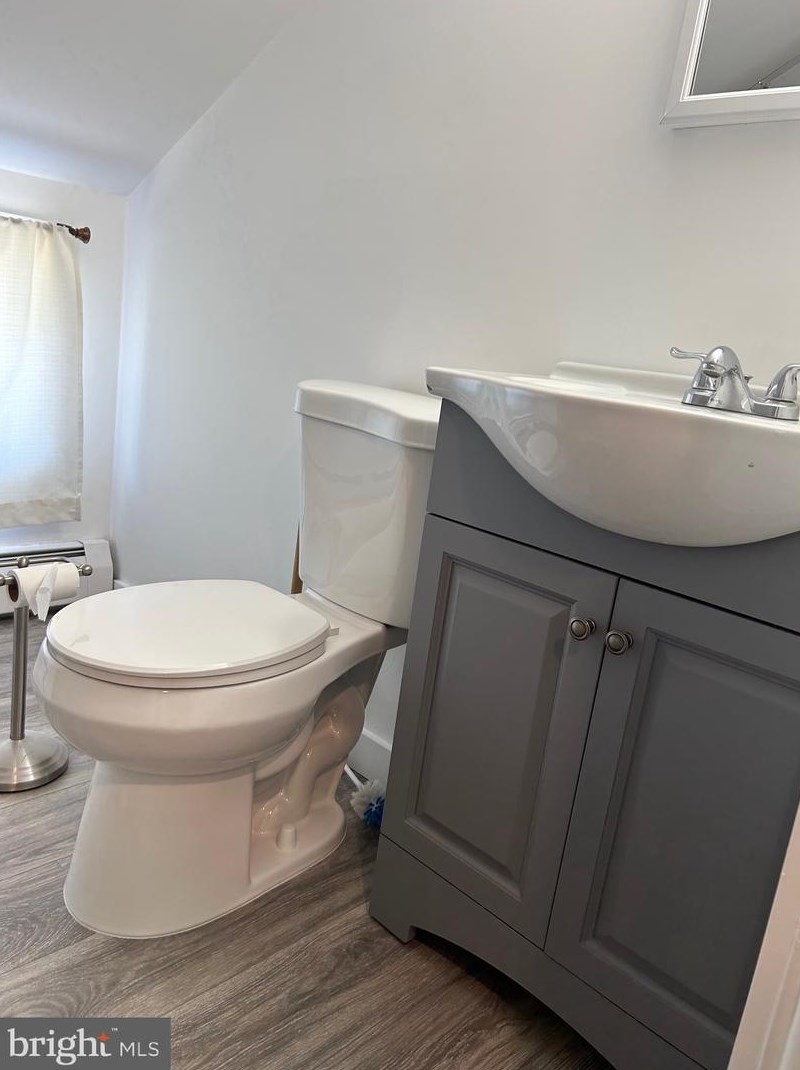 20 Ruby Ln, Levittown PA  19055-1433 exterior