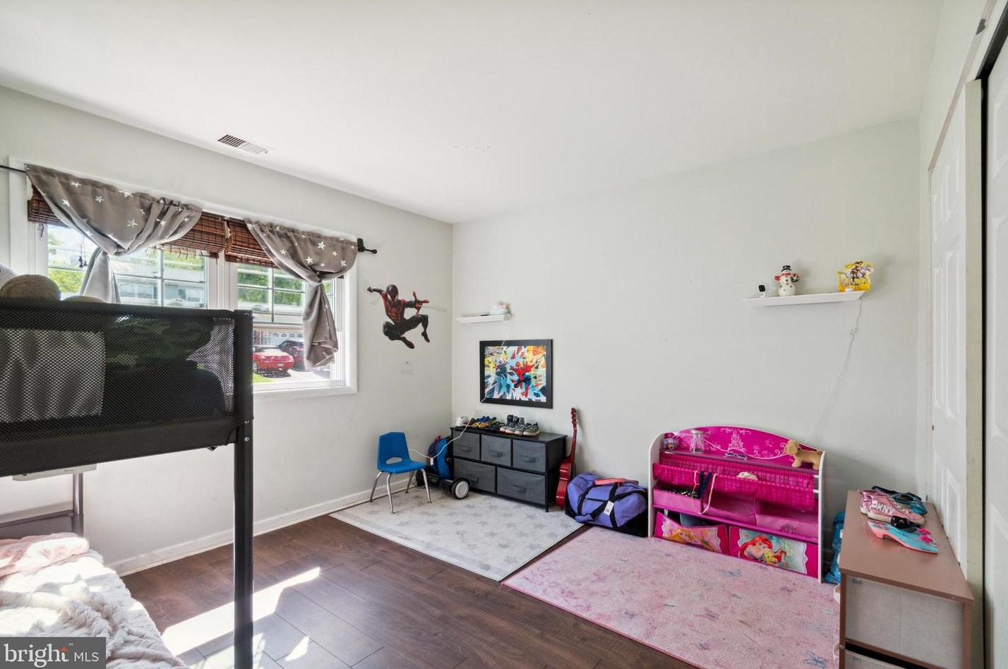 236 Canterbury Ct, Upper Makefield PA  18940-1416 exterior