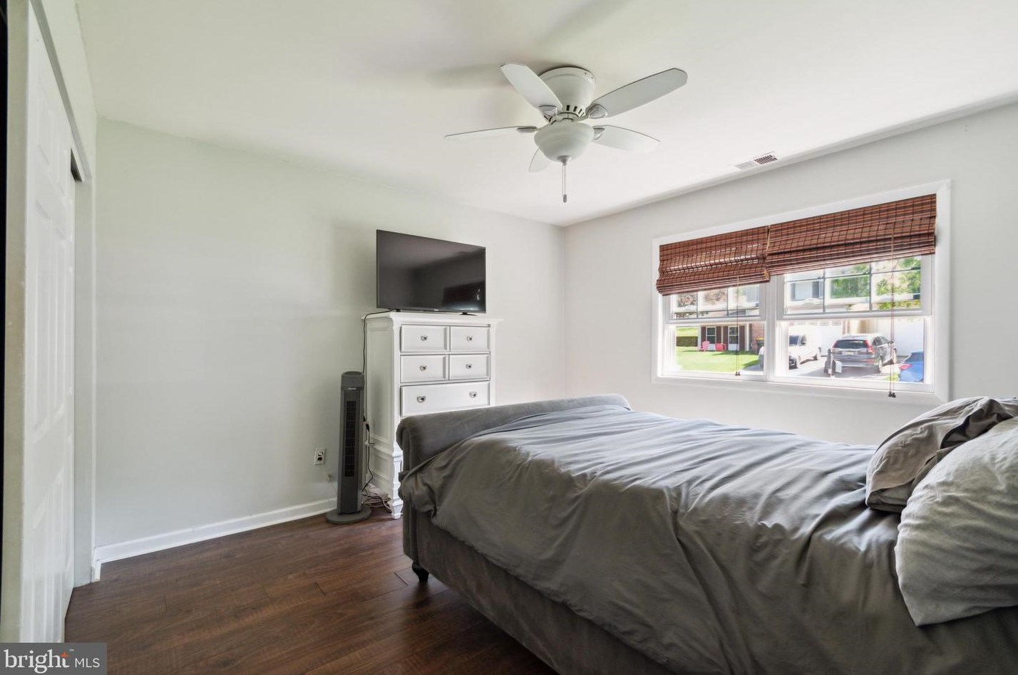 236 Canterbury Ct, Upper Makefield PA  18940-1416 exterior