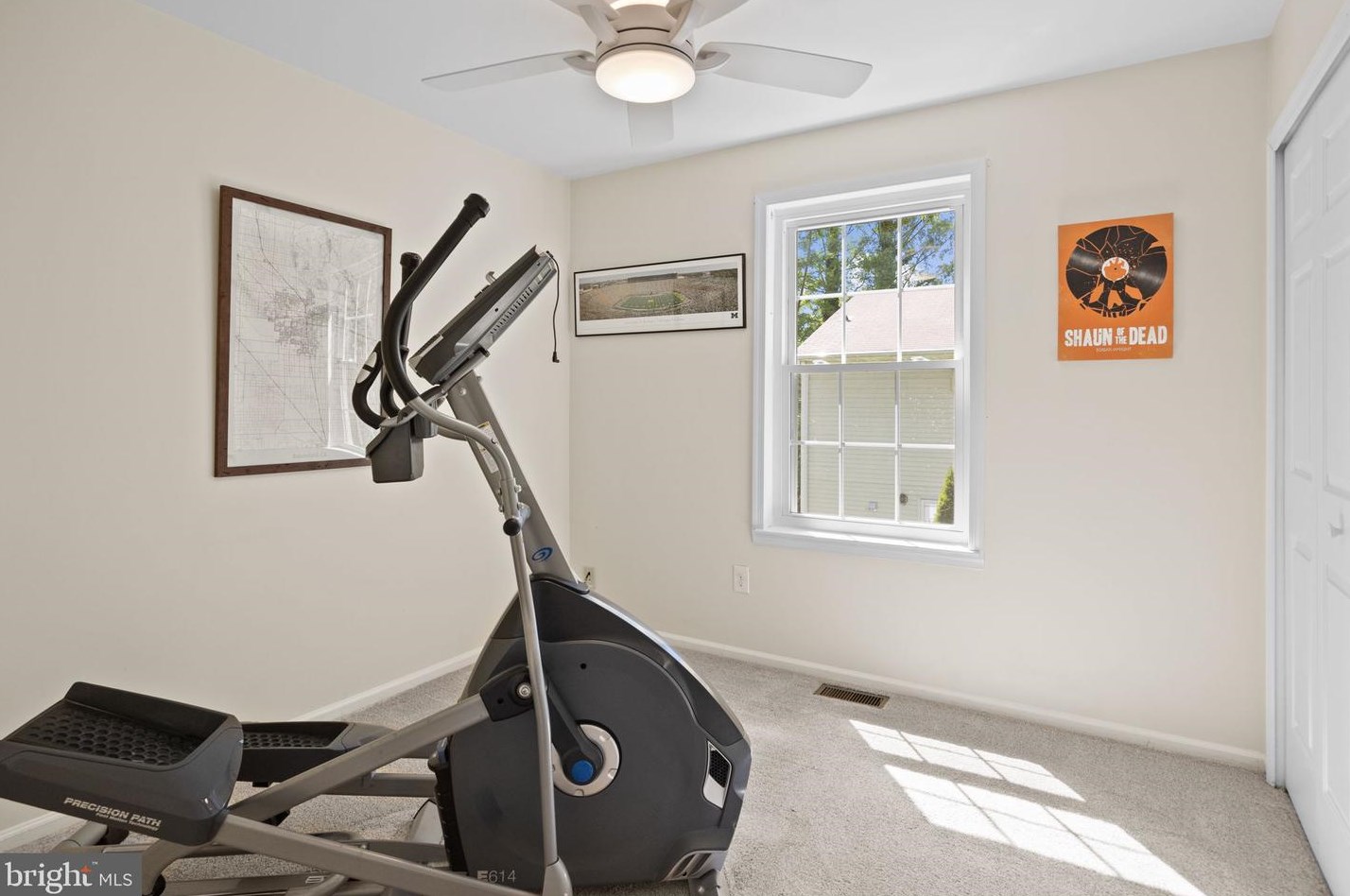 278 Burgundy Ln, Upper Makefield PA  18940-1666 exterior