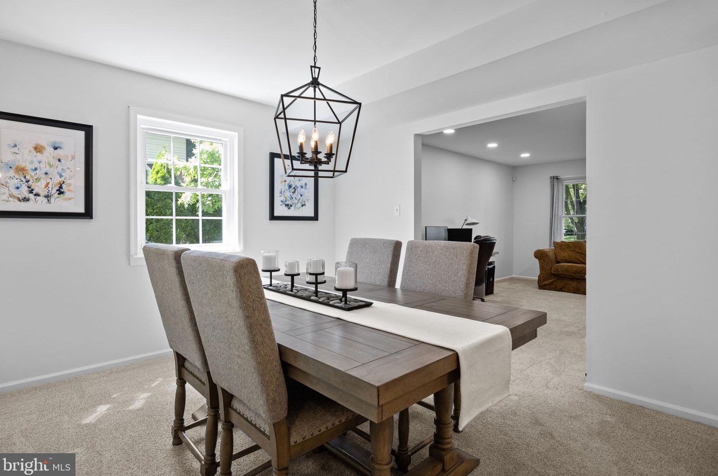 278 Burgundy Ln, Upper Makefield PA  18940-1666 exterior