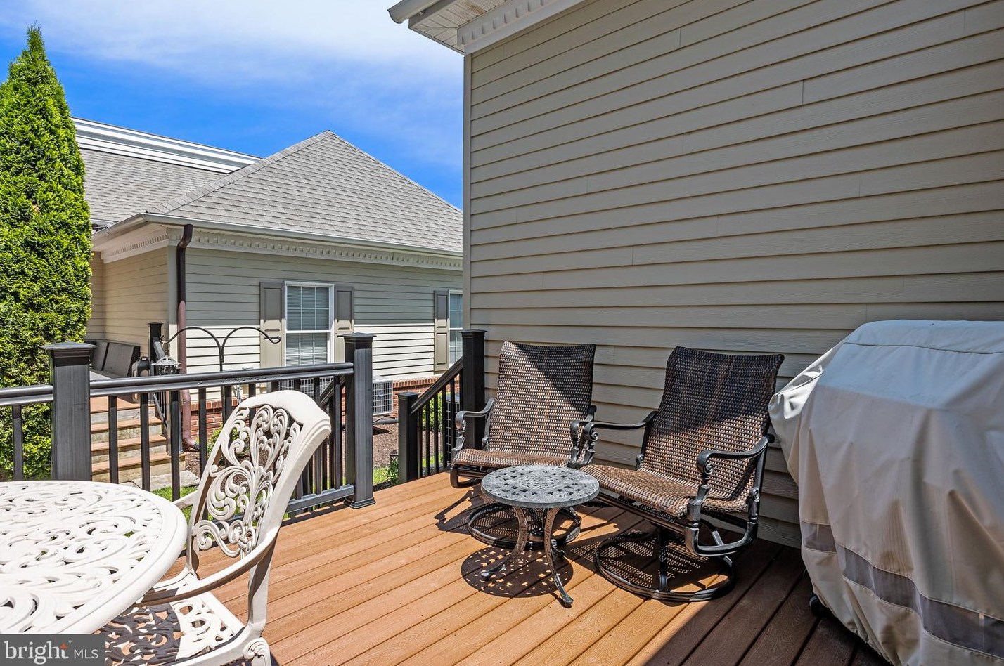 206 Sebastian Aly, Upper Makefield PA 18940-4525 exterior