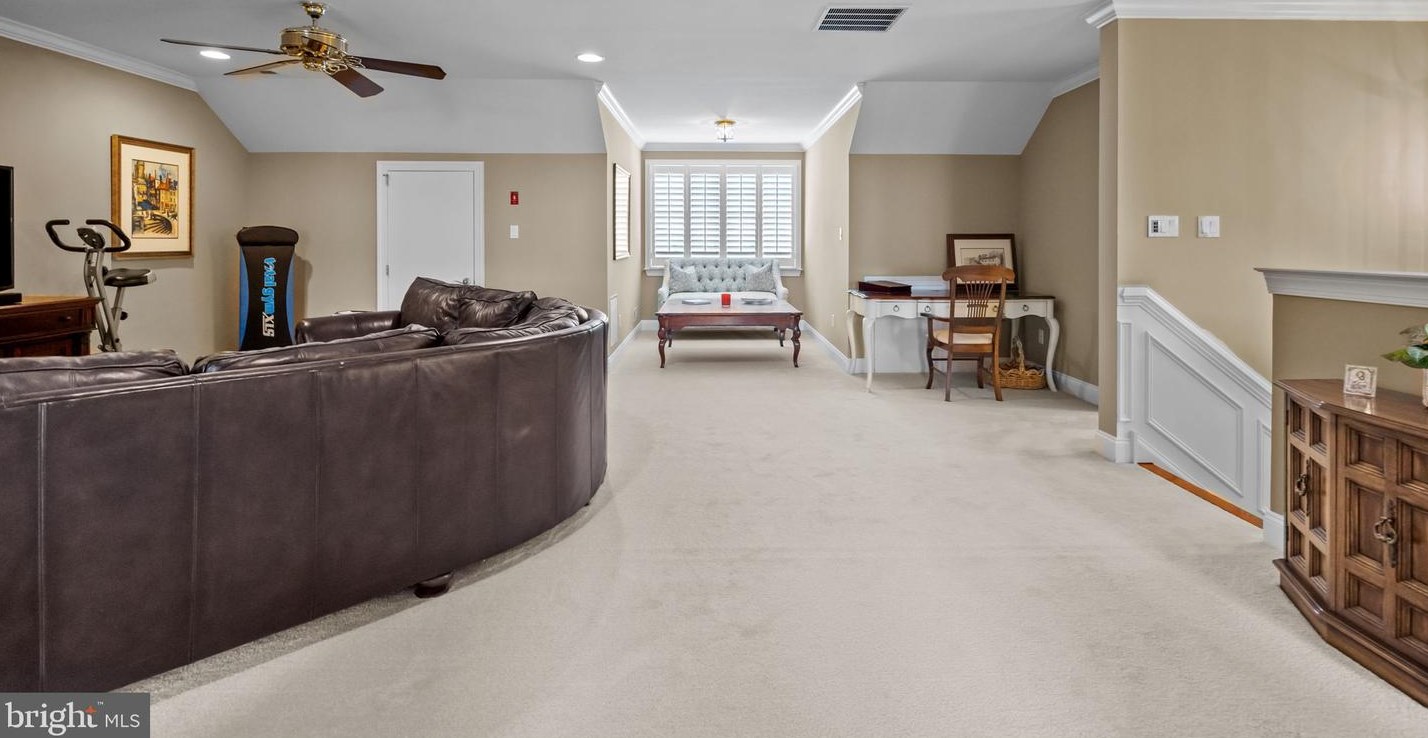 206 Sebastian Aly, Upper Makefield PA 18940-4525 exterior