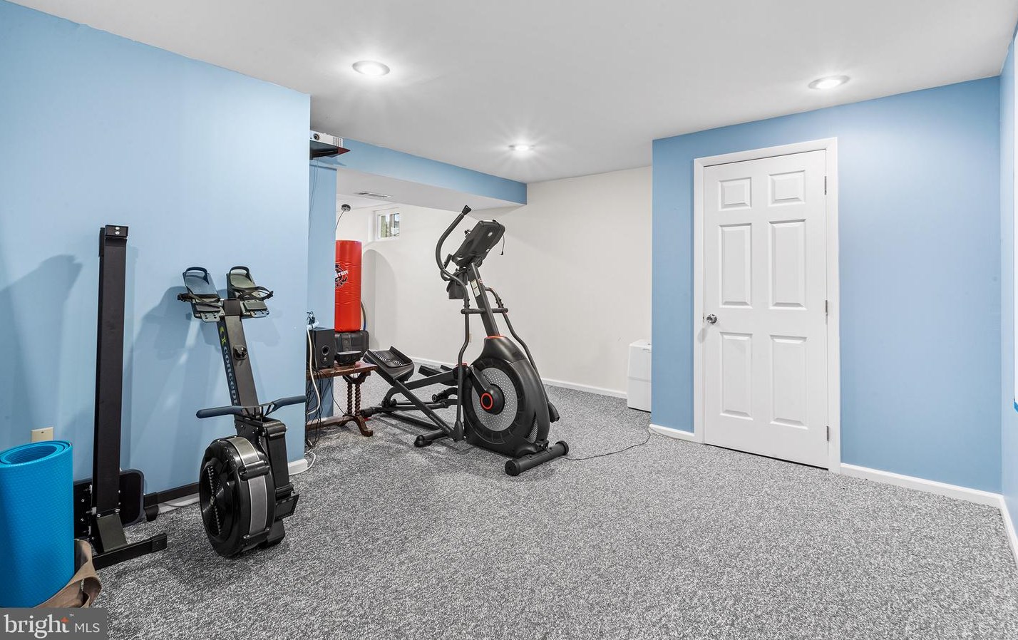 10 Chickory Pl, Upper Makefield PA  18940-1253 exterior