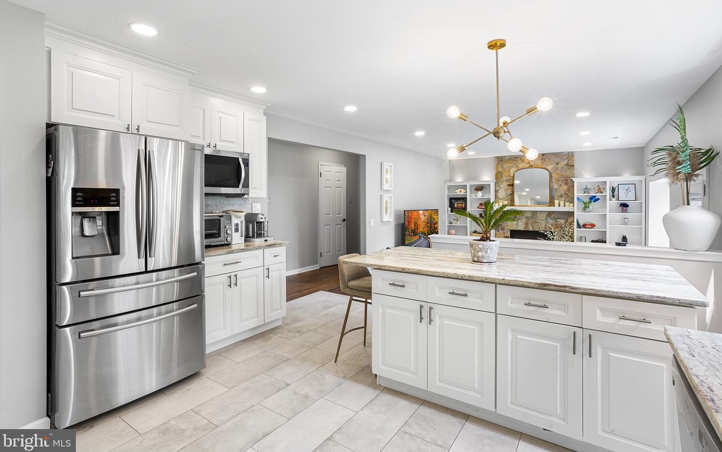 10 Chickory Pl, Upper Makefield PA  18940-1253 exterior