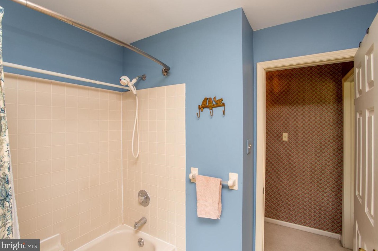 620 Schwenkmill Rd, Perkasie PA  18944-2248 exterior