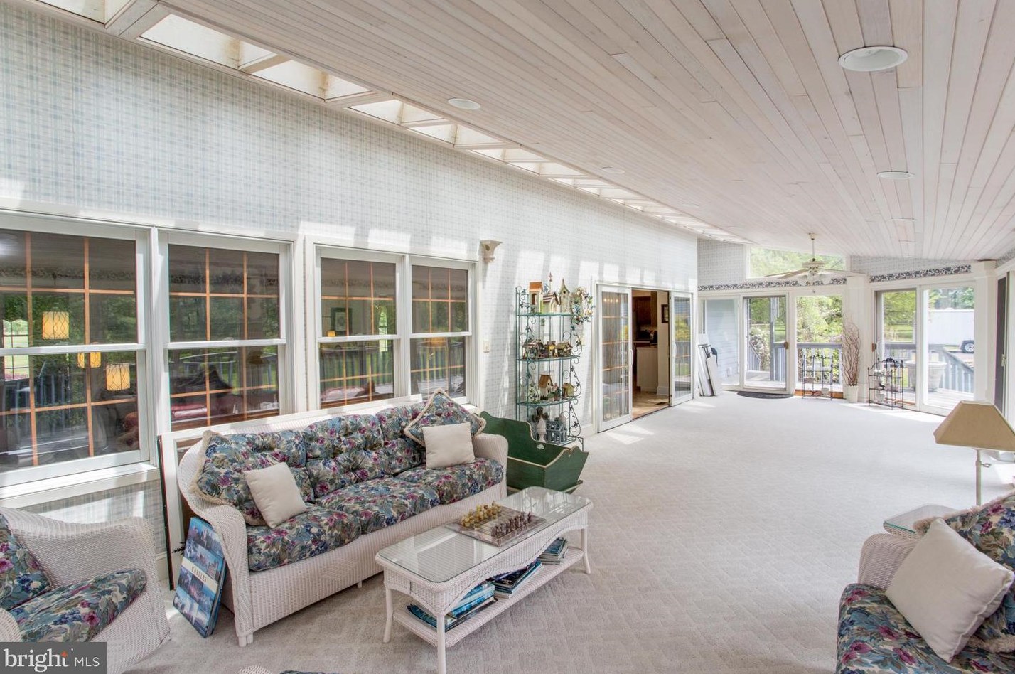 620 Schwenkmill Rd, Perkasie PA  18944-2248 exterior