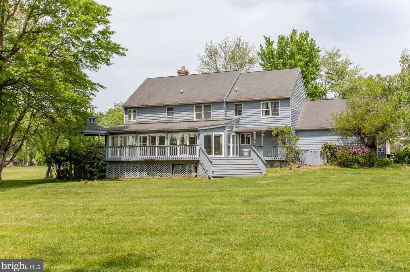 620 Schwenkmill Rd, Perkasie PA  18944-2248 exterior