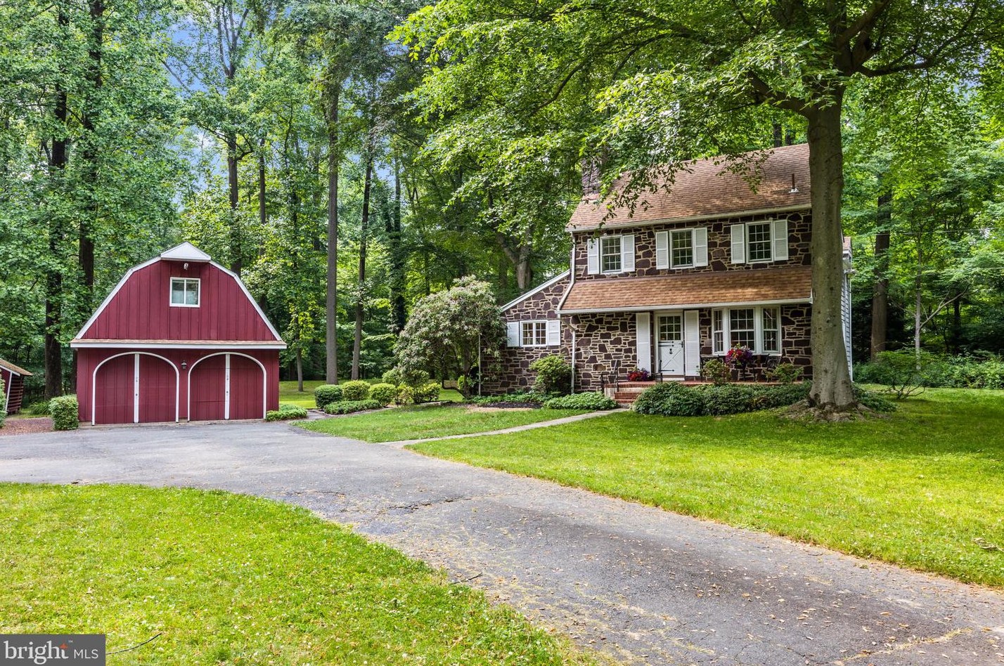 731 Linton Hill Rd, Upper Makefield PA  18940-1207 exterior