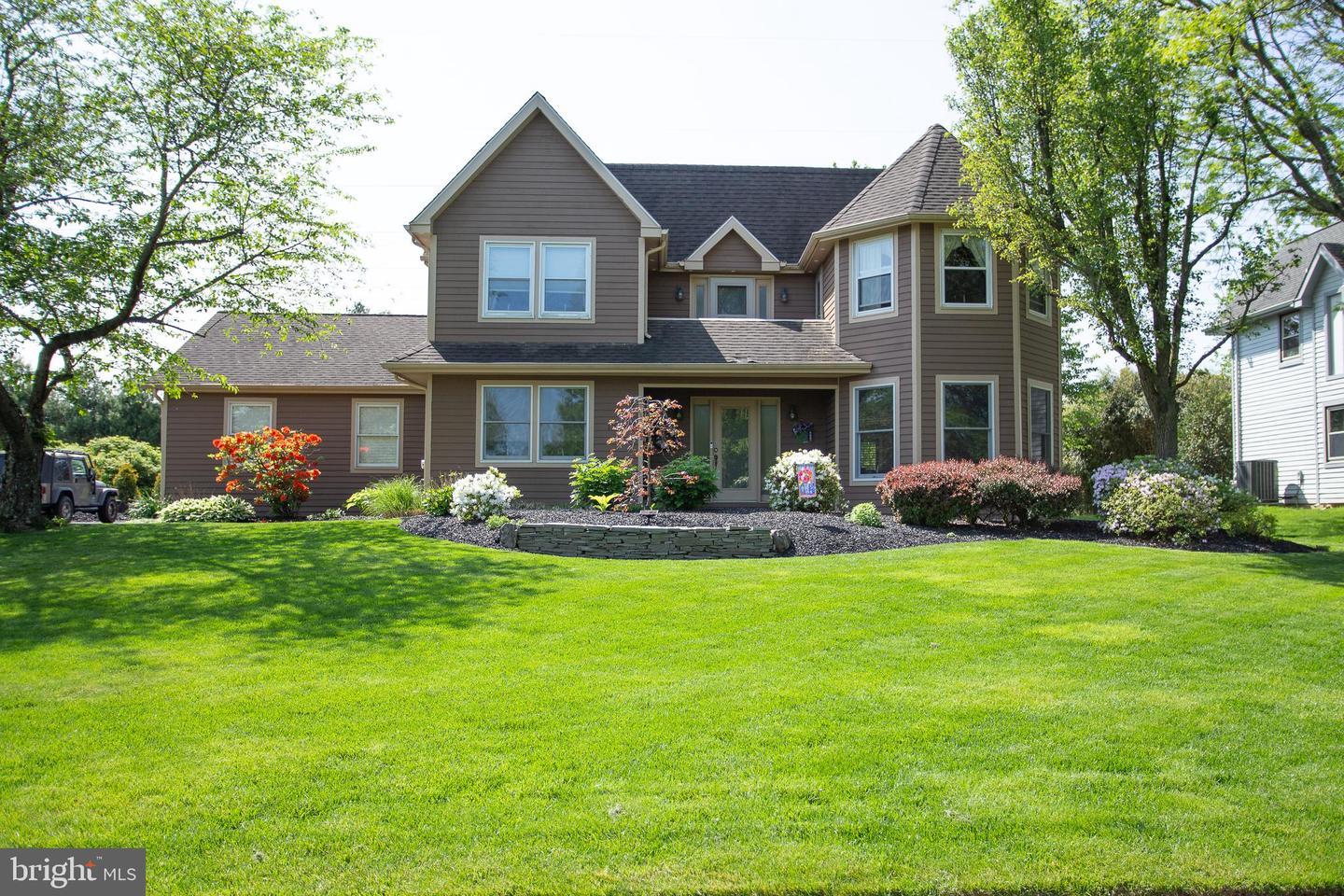 1712 Fairway Dr, Jamison, PA 18929 MLS PABU2050560 Coldwell Banker