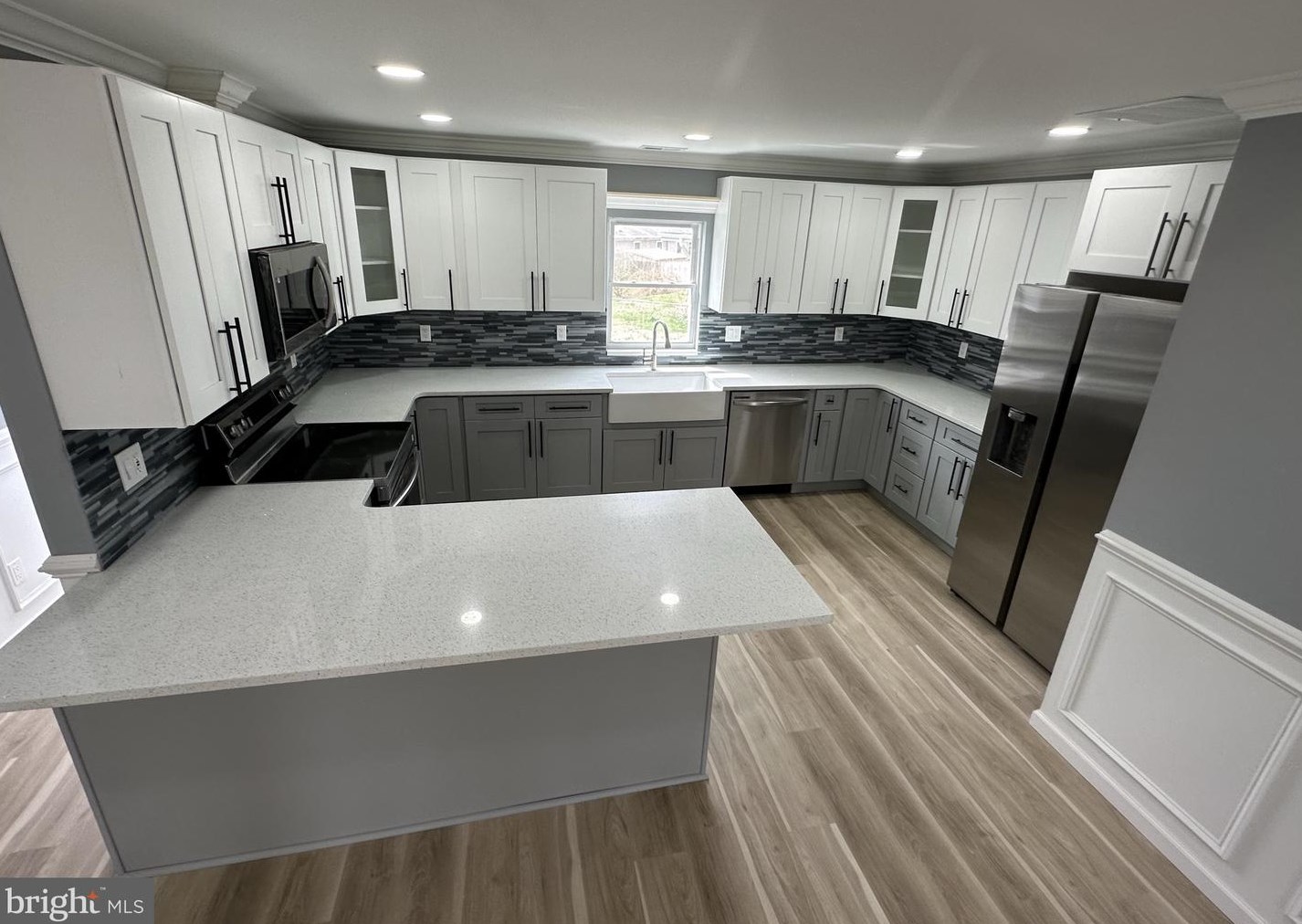 631 Woodward Ave, Langhorne PA  19047-5569 exterior