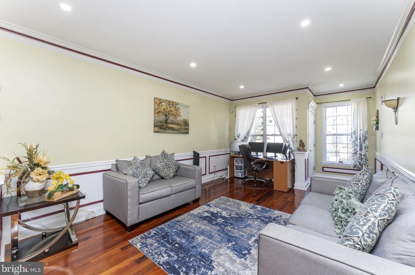 14 Wellington Rd, Upper Makefield PA  18940-2423 exterior