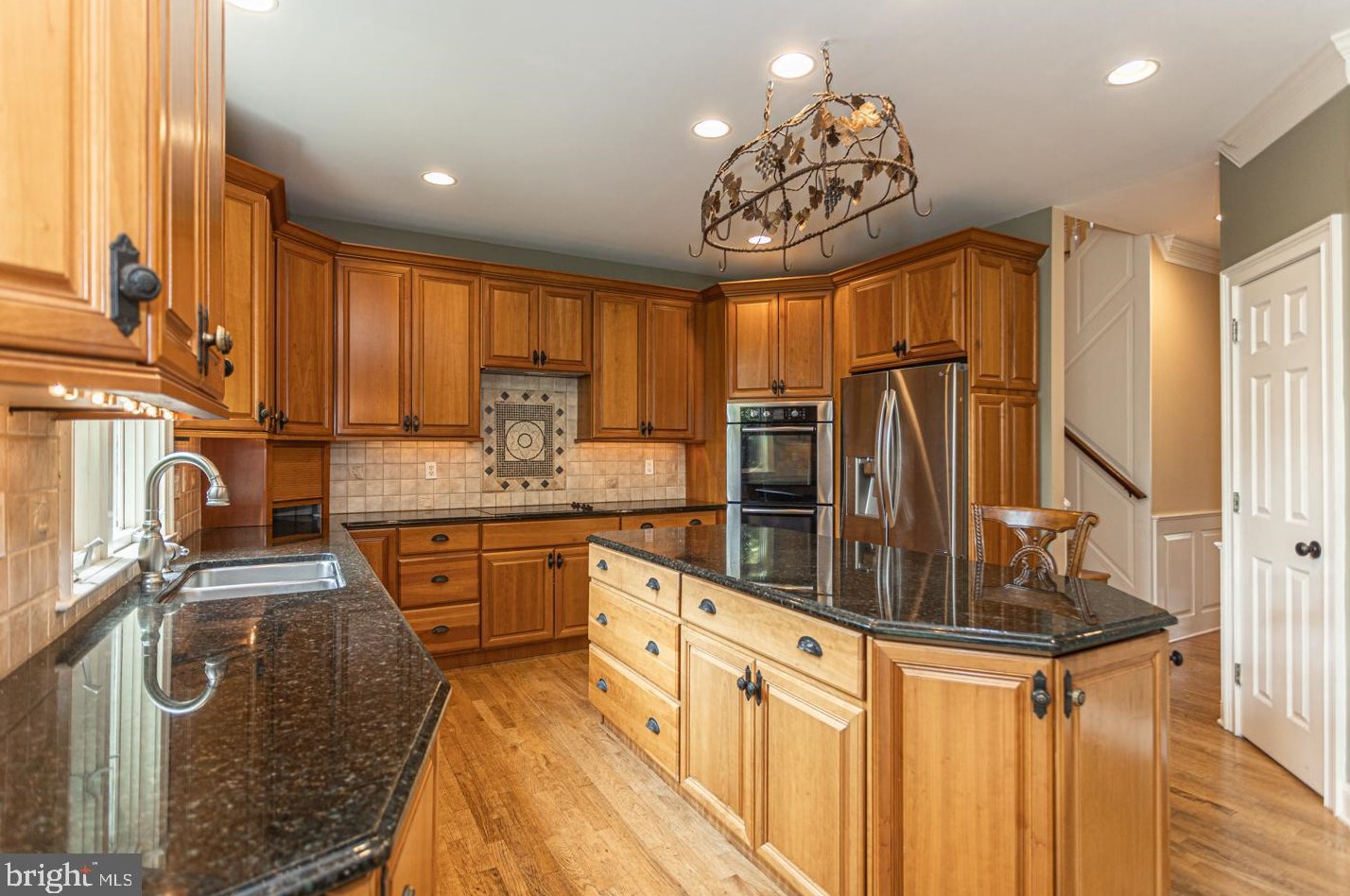 3 Casey Ct, Upper Makefield PA  18940-2621 exterior