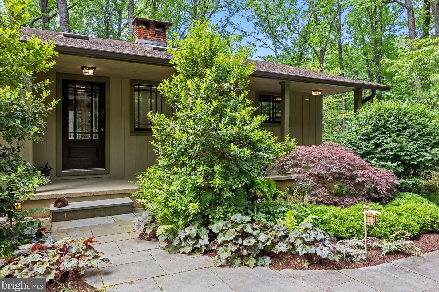 6975 Upper York Rd, New Hope PA  18938-9510 exterior