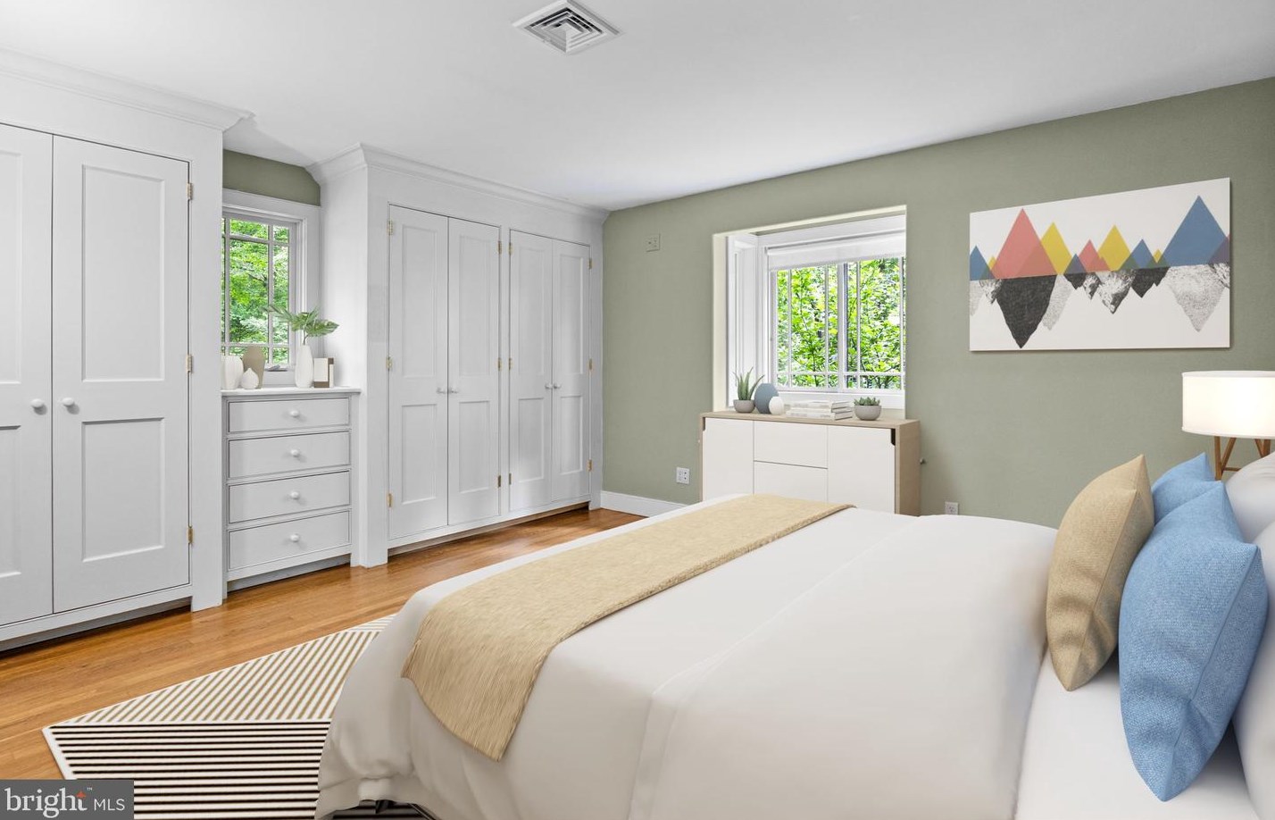 6975 Upper York Rd, New Hope PA  18938-9510 exterior