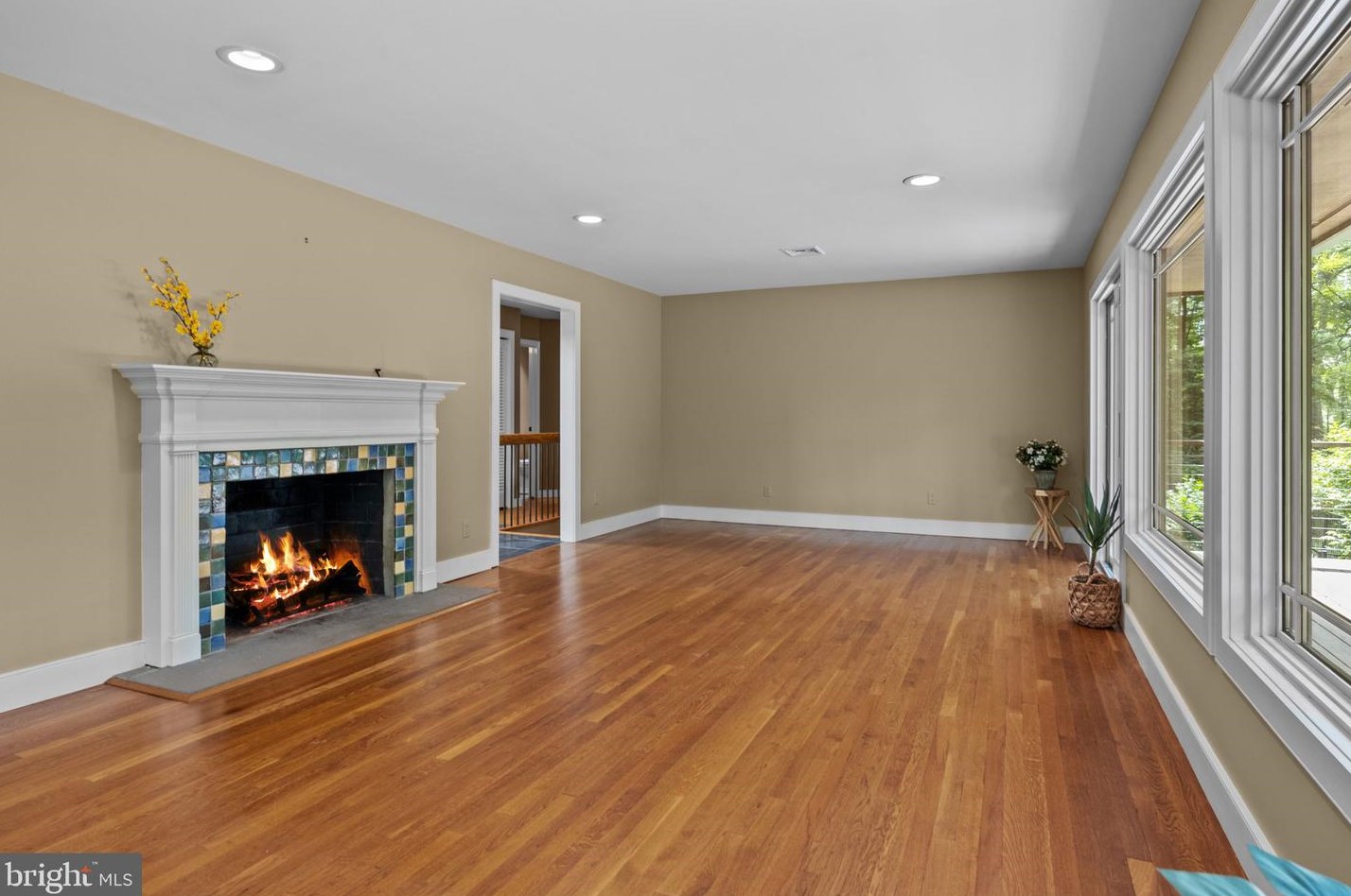 6975 Upper York Rd, New Hope PA  18938-9510 exterior