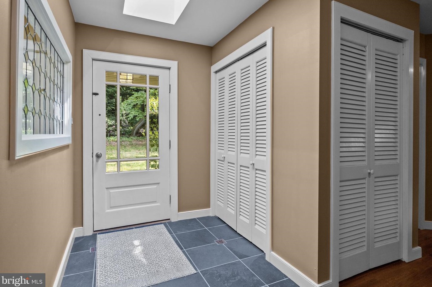 6975 Upper York Rd, New Hope PA  18938-9510 exterior