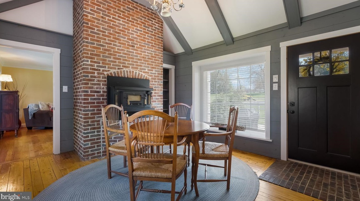 119 Timber Ridge Rd, Upper Makefield PA  18940-2809 exterior