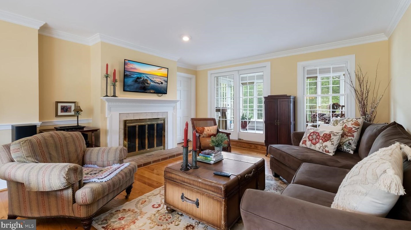 119 Timber Ridge Rd, Upper Makefield PA  18940-2809 exterior