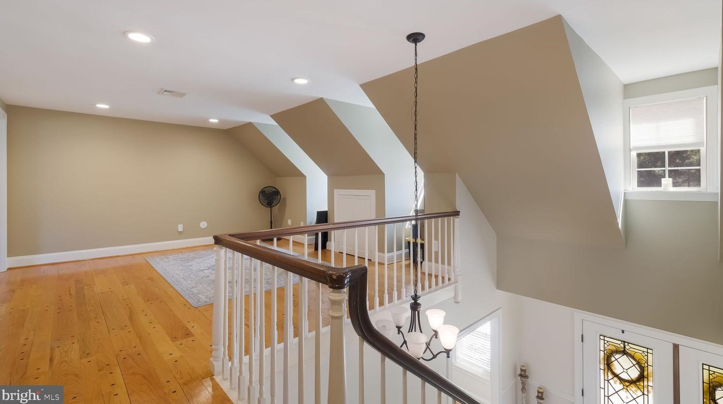 119 Timber Ridge Rd, Upper Makefield PA  18940-2809 exterior