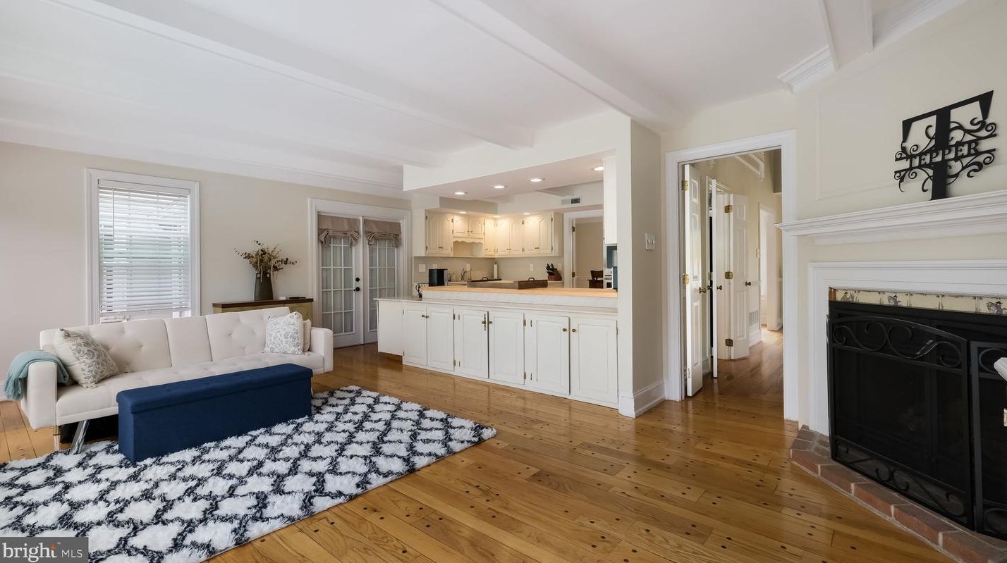 119 Timber Ridge Rd, Upper Makefield PA  18940-2809 exterior