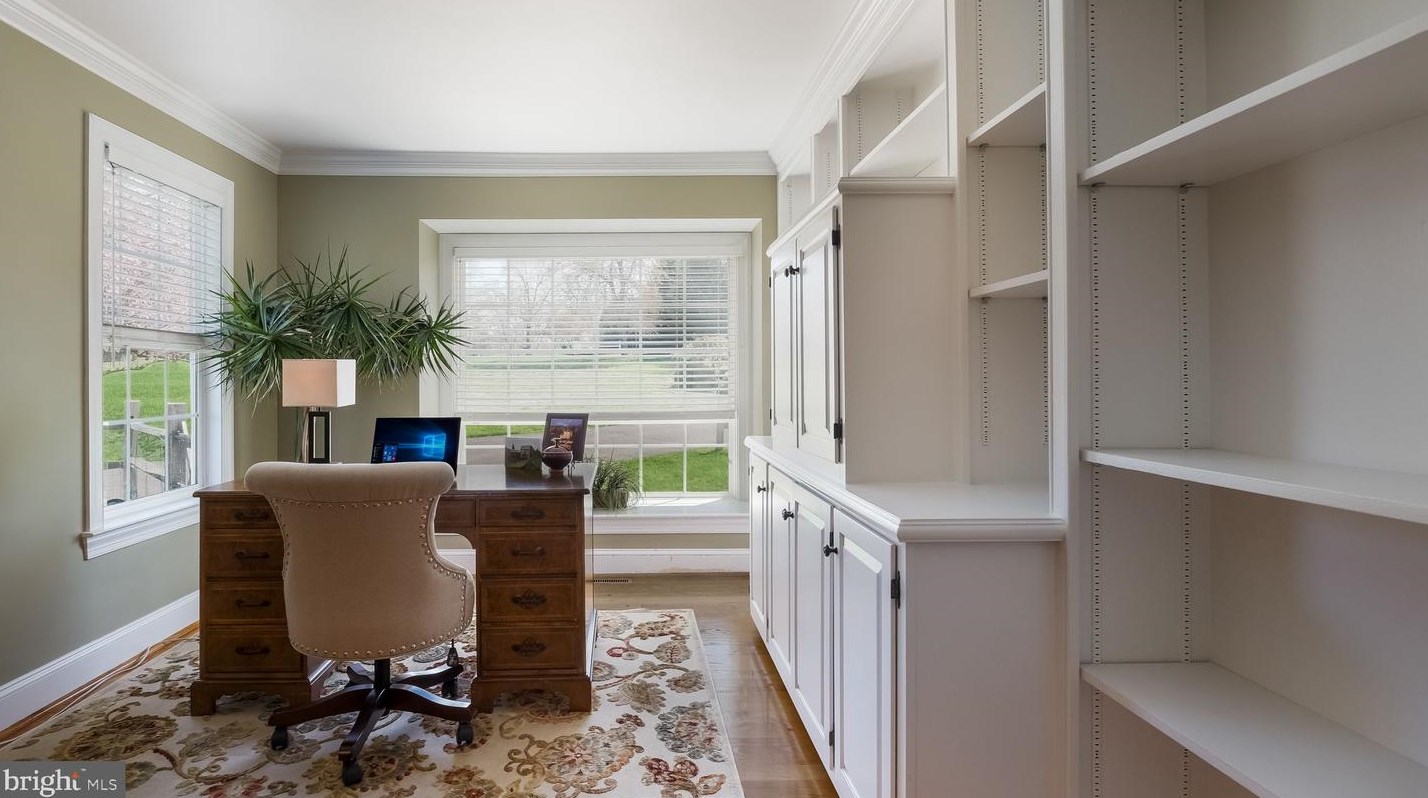 119 Timber Ridge Rd, Upper Makefield PA  18940-2809 exterior