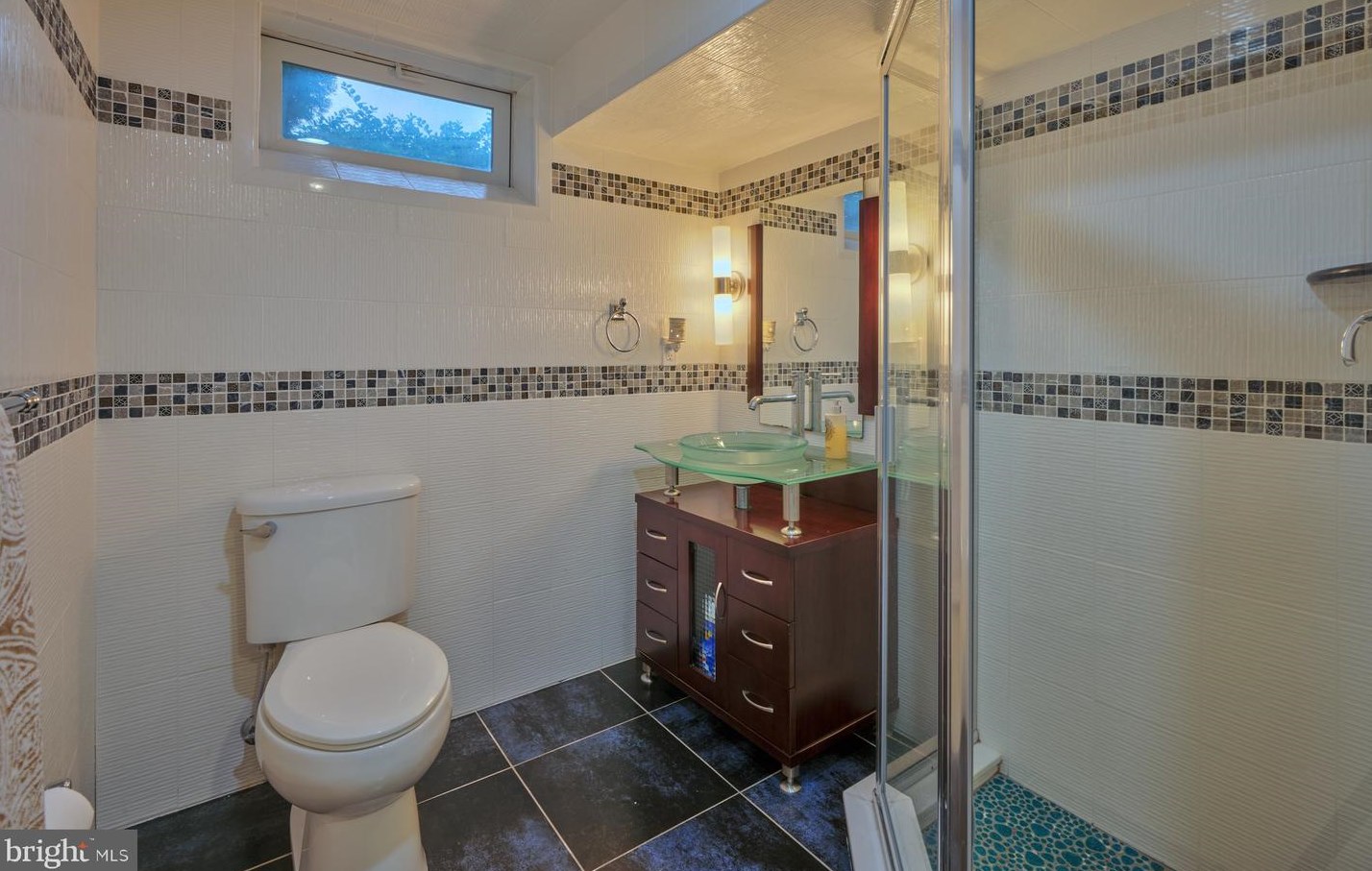 344 Ridge Ave, Upper Makefield PA  18940-3600 exterior