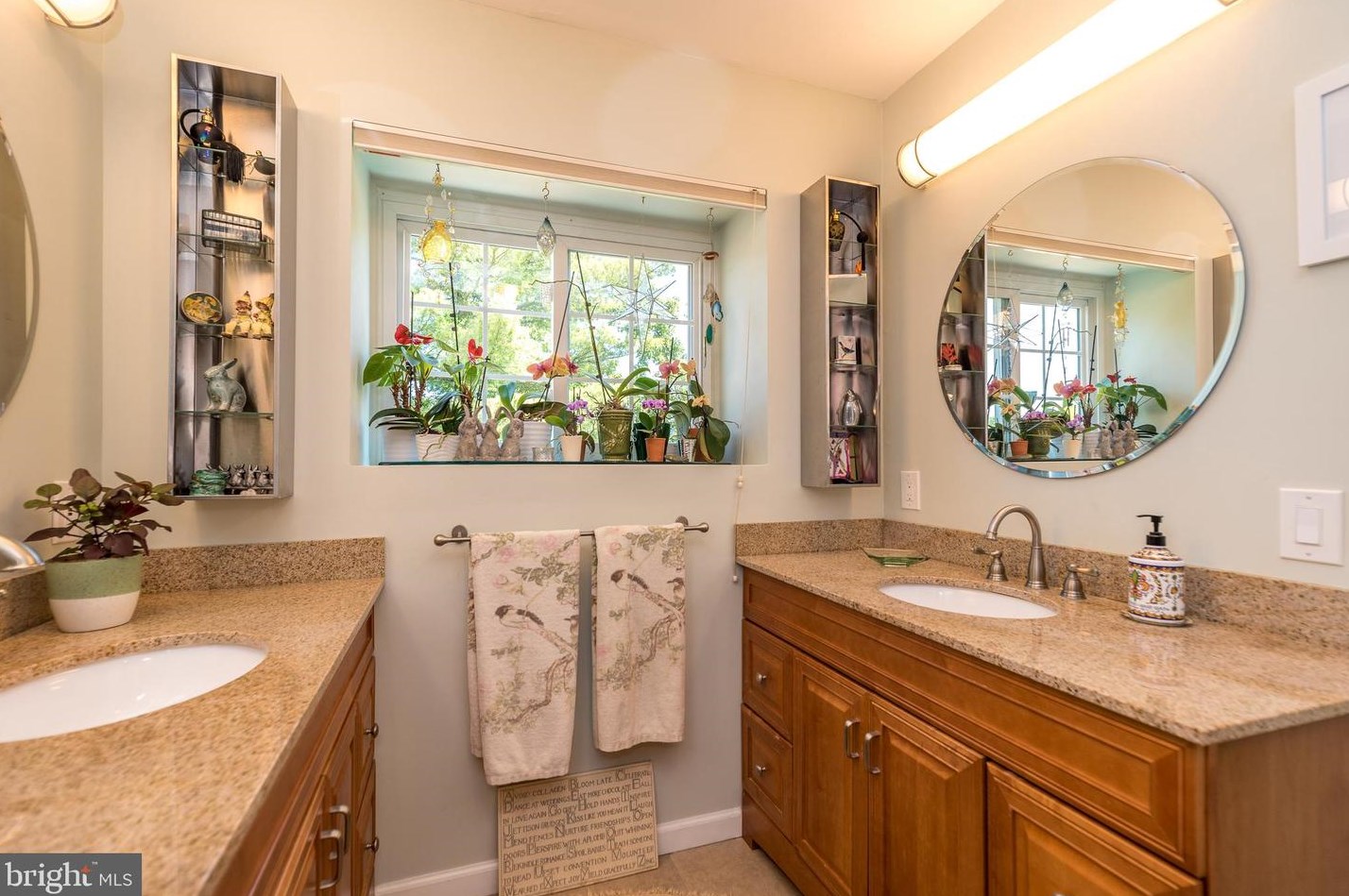 35 Cottonwood St, Upper Makefield PA  18940-3251 exterior