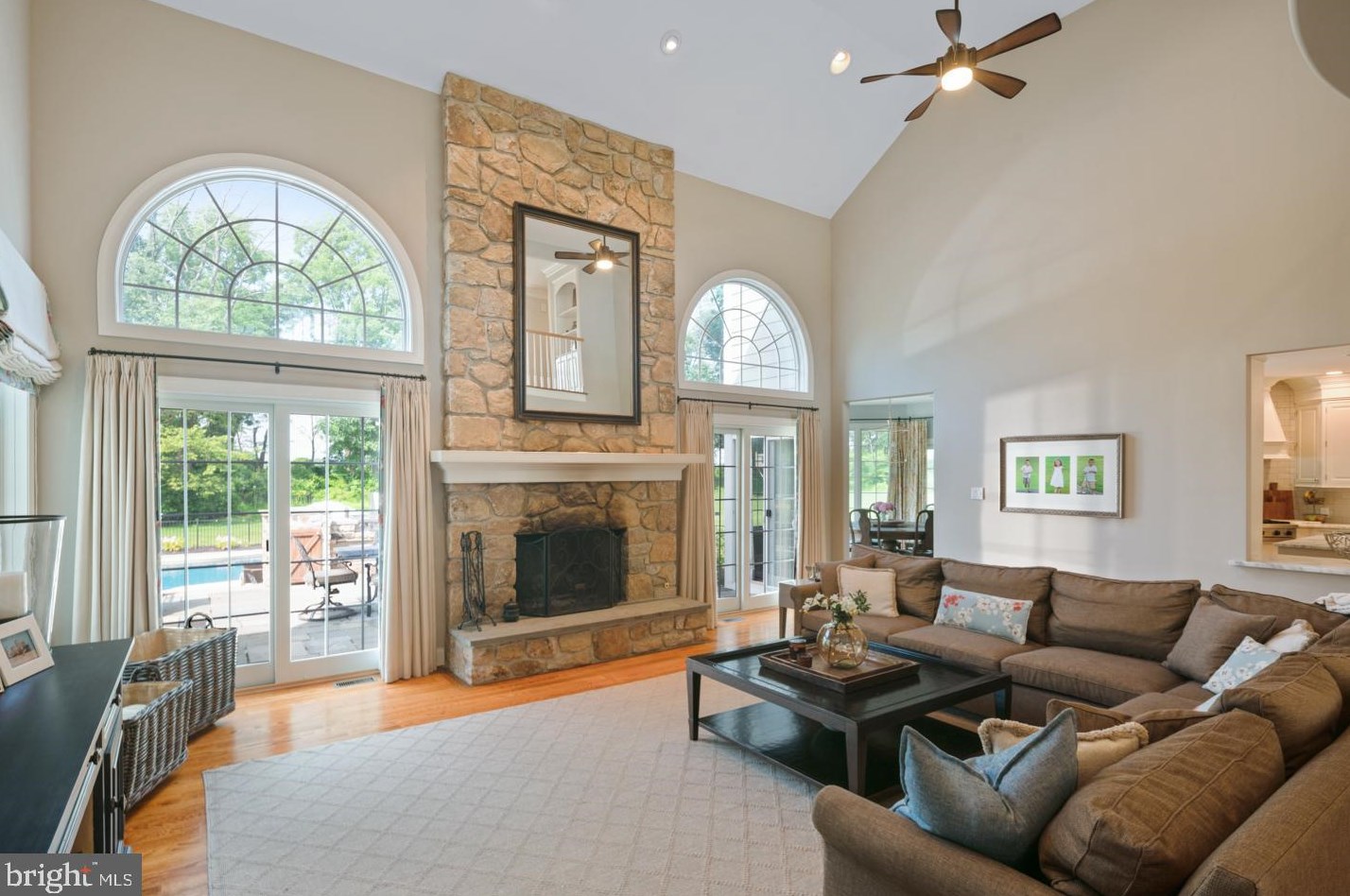 19 Larkspur Ln, Upper Makefield PA 18940-2620 exterior