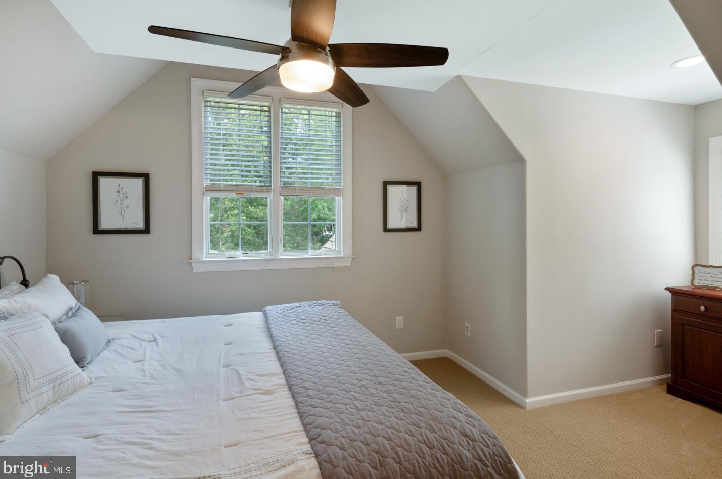 19 Larkspur Ln, Upper Makefield PA 18940-2620 exterior