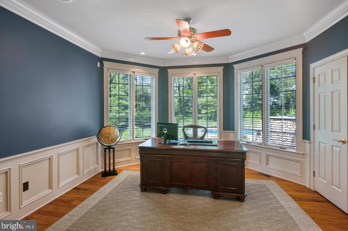 19 Larkspur Ln, Upper Makefield PA 18940-2620 exterior