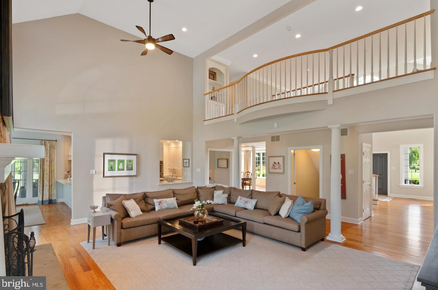 19 Larkspur Ln, Upper Makefield PA 18940-2620 exterior