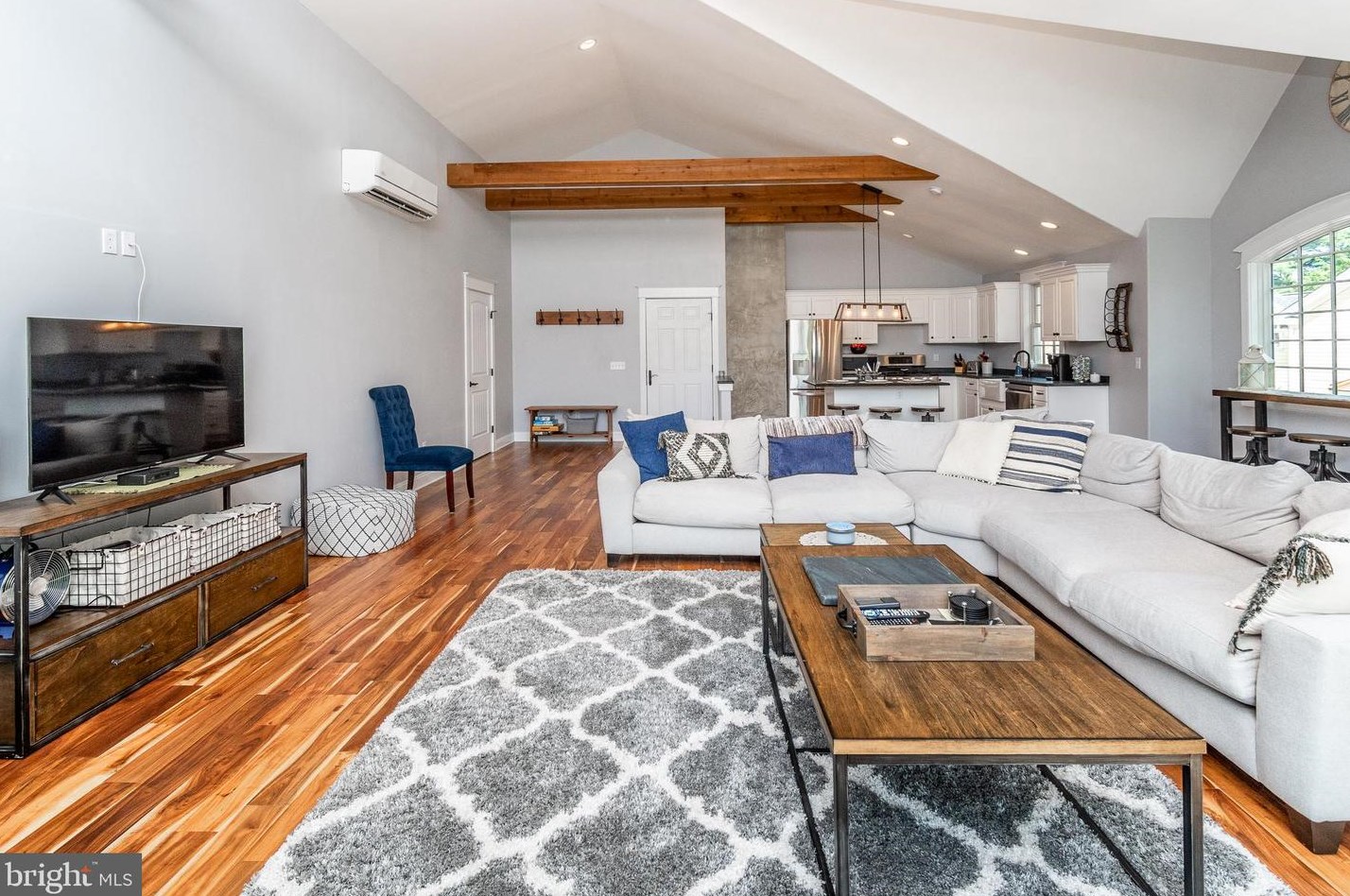 2969 Windy Bush Rd, Upper Makefield PA 18940-3119 exterior