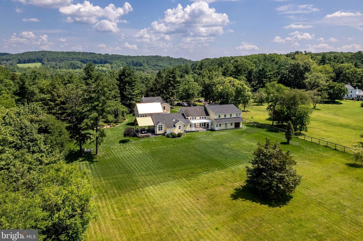 2969 Windy Bush Rd, Upper Makefield PA 18940-3119 exterior